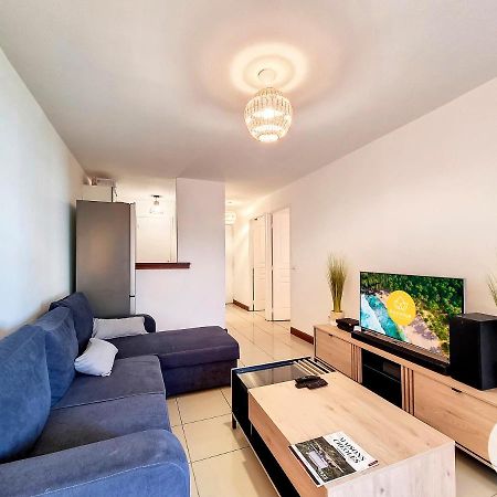 Kheyl Home 2 Etoiles - T3 De 47 M2 A Saint-Denis Exterior photo